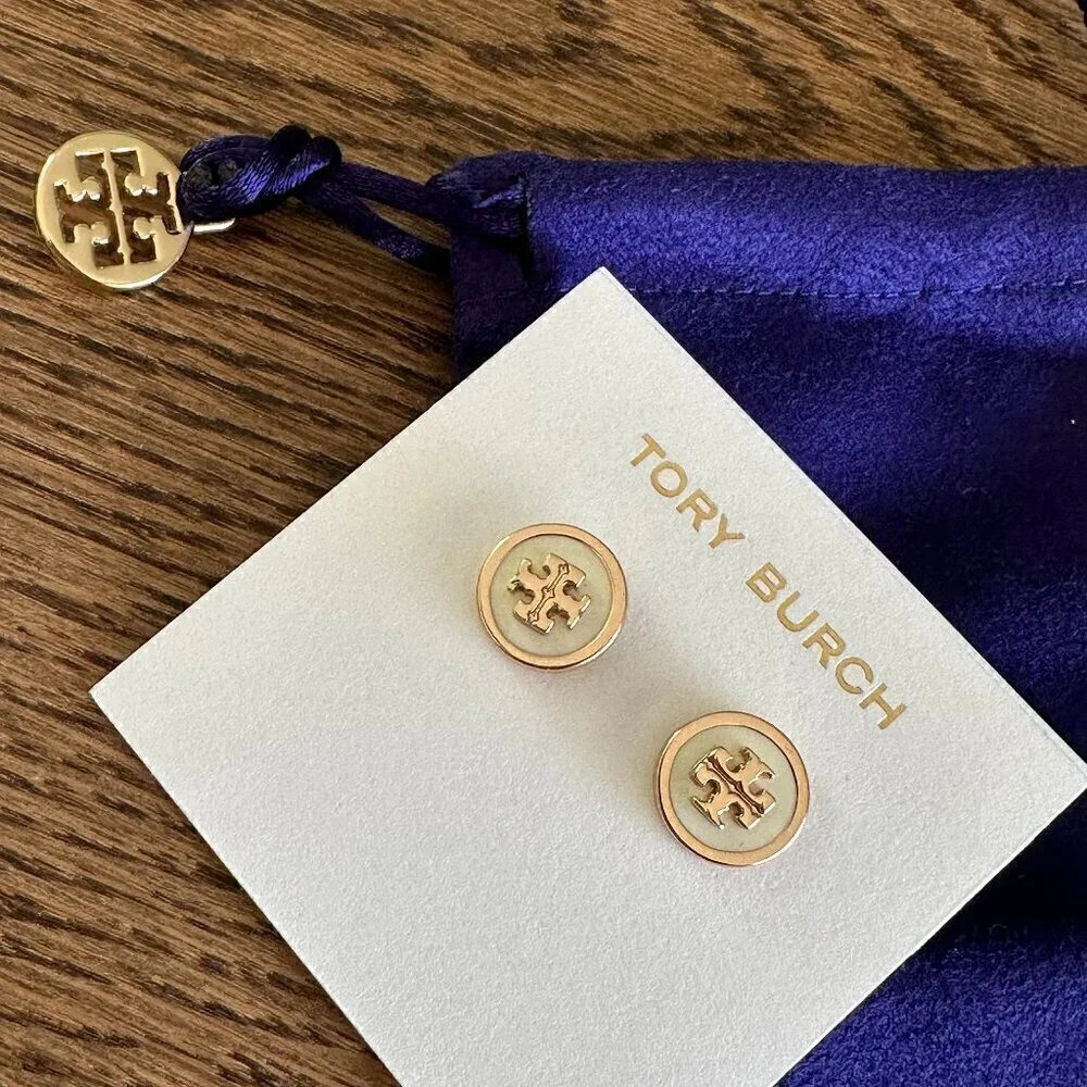 NEW！Tory Burch Enamel Logo Stud Earrings -Black/ Ivory/ Tan